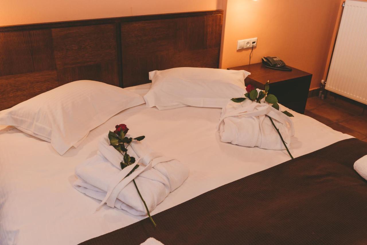 Hotel Thea Mainalou à Vitina Extérieur photo