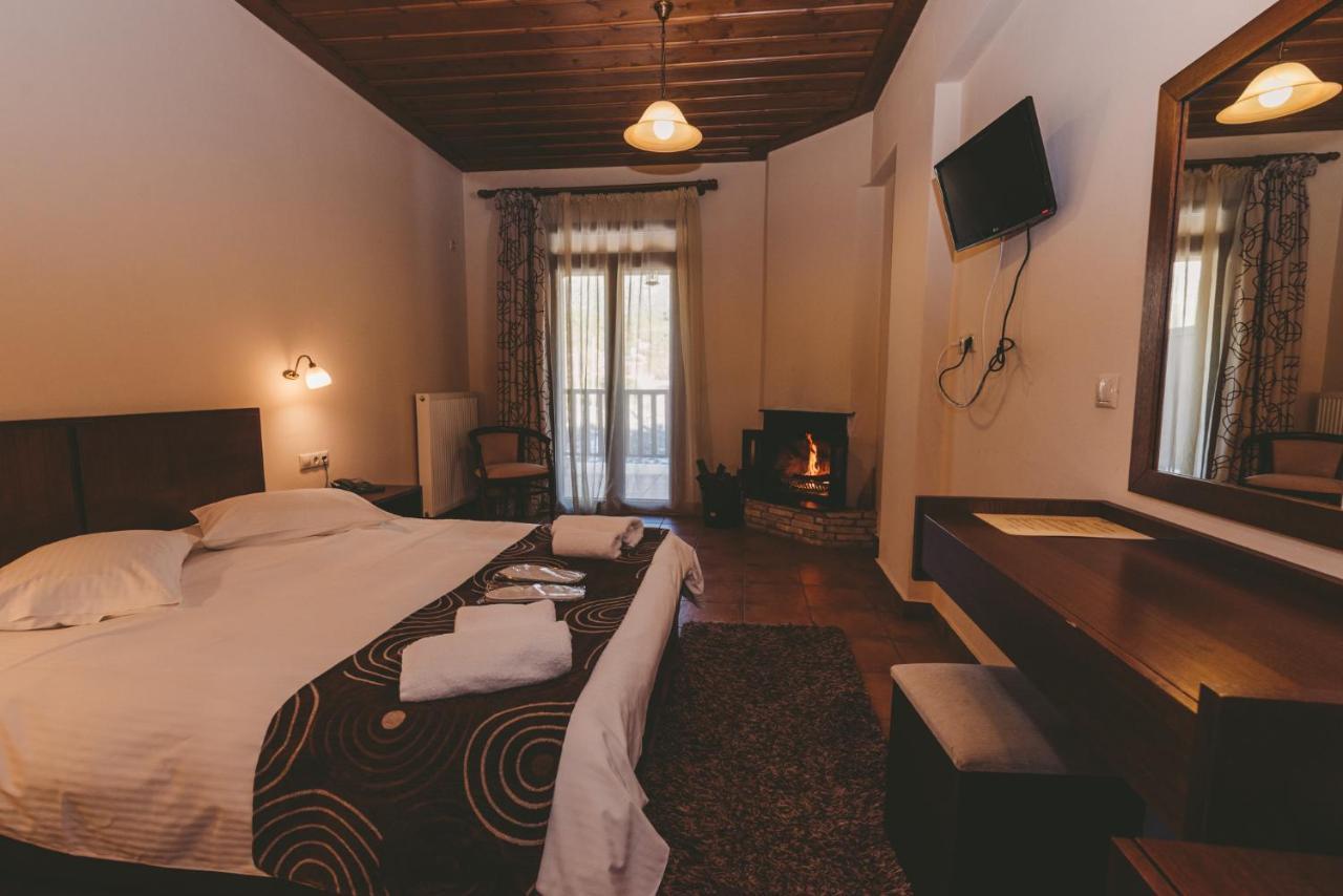 Hotel Thea Mainalou à Vitina Extérieur photo