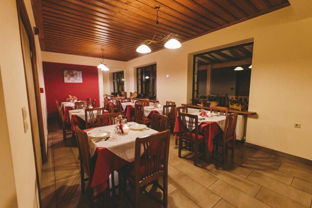 Hotel Thea Mainalou à Vitina Extérieur photo